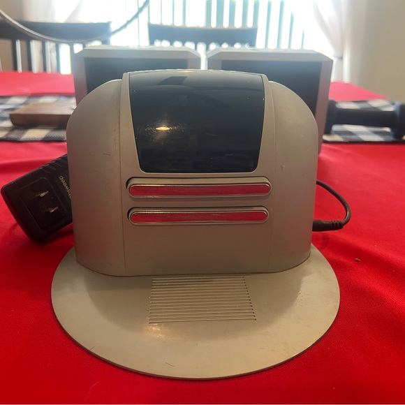 Bobsweep bObi Pet robot vacuum blocks, charging station and parts - Picture 3 of 3